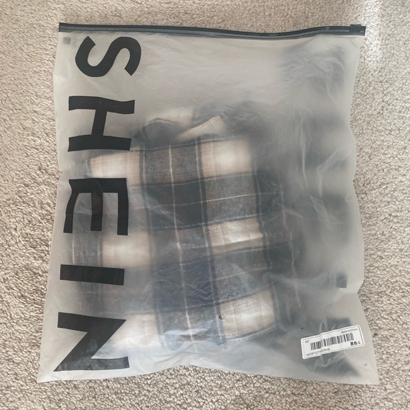 Plaid Pocket Patched Blouse (Brand New) - Picture 4 of 5